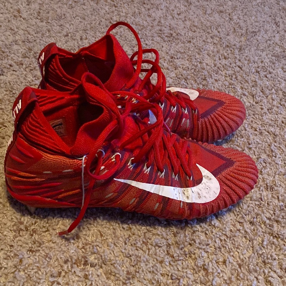 Men’s Nike Alpha Menace Football Cleats (10.5)